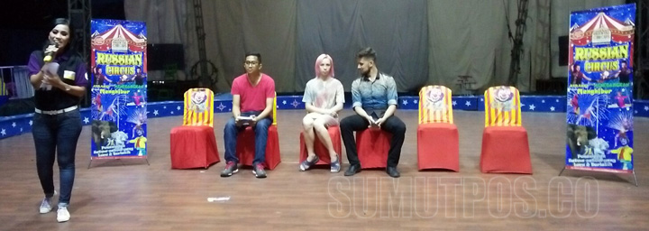 Foto: Palindungan/Sumut Pos Panitia Oriental Circus Indonesia saat menyampaikan keterangan kepada wartawan.