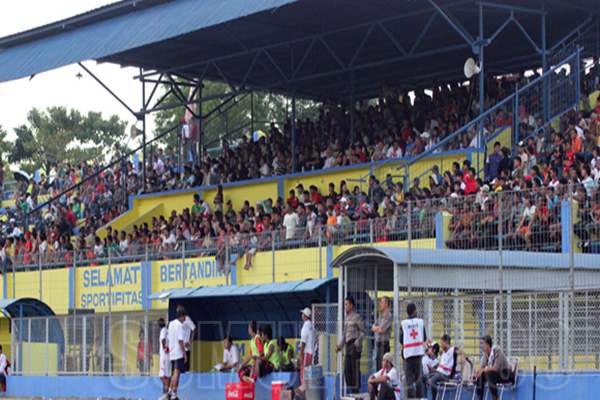 Stadion Baharoeddin Siregar Lubuk Pakan akan diverifikasi PT LIB.