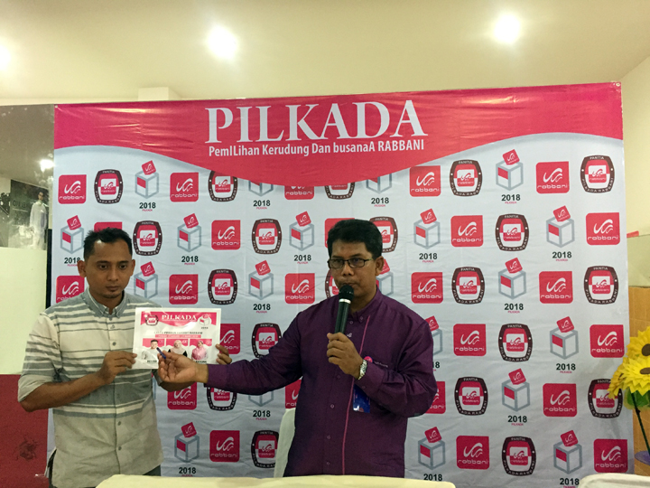 Regional Sales Manager Sumbagut Rabbani, Herman Harahap, saat memaparkan progam