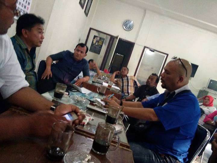 SIWO PWI Sumut saat menggelar rapat.