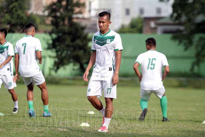 Foto: Sutan Siregar/Sumut Pos Antoni Putro Nugroho turut dibawa ke Lamongan karena sudah pulih.