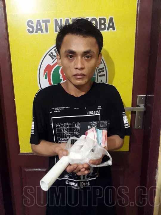 Foto: Teddy Akbari/Sumut Pos Murdiono alias Bagong