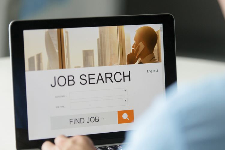 Fizkes Ilustrasi mencari pekerjaan