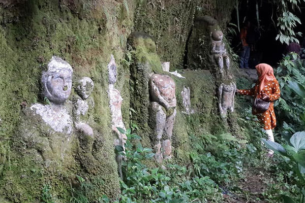 bambang/sumut pos SITUS BERSEJARAH: Situs bersejarah Goa Kembar, objek wisata sejarah di Dusun III Tambak Pajok, Desa Adin Tengah, Kecamatan Selapian, Kabupaten Langkat, ditemukan.