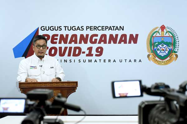 KETERANGAN PERS: Juru Bicara Gugus Tugas Percepatan Penanganan Covid-19 Sumut, dr Aris Yudhariansyah, dalam keterangan pers melalui video streaming, Minggu (29/3).