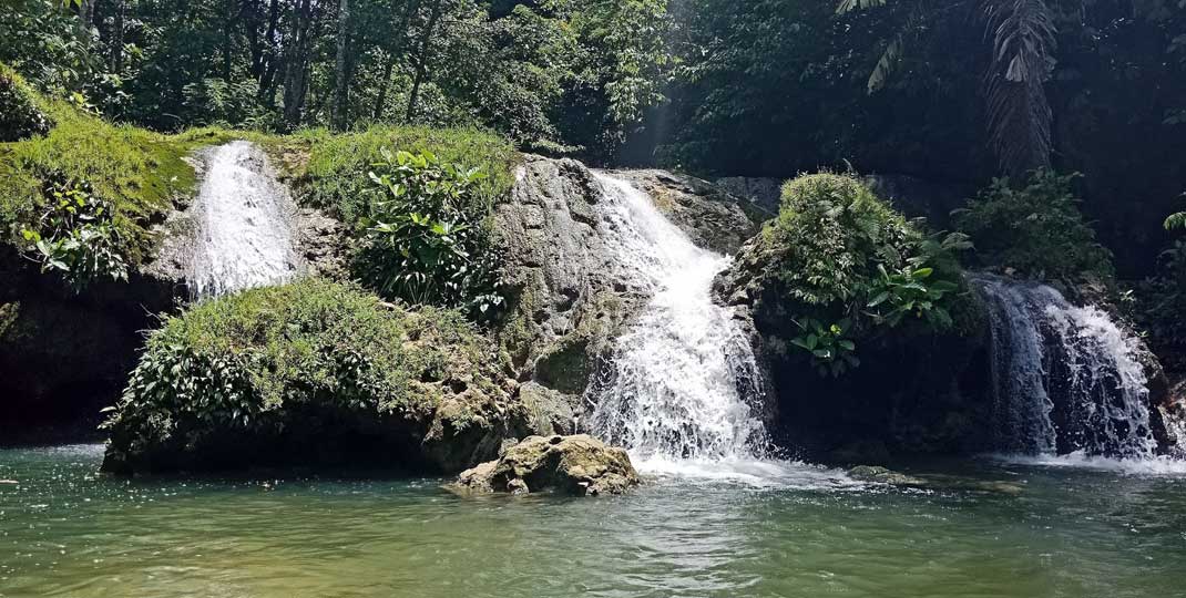 ALAMI: Air Terjun Lawu-Lawu di Nias Barat yang terlihat masih alami.istimewa.