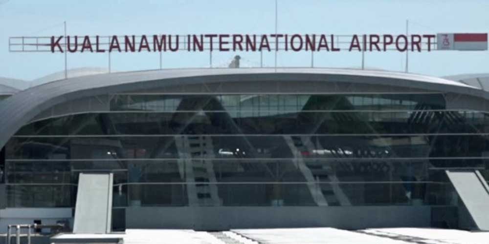 DEPAN: Bandara Internasional Kualanamu tampak dari depan.
