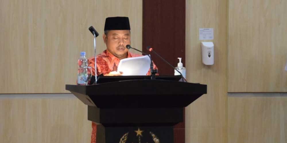 PARIPURNA: Juru Bicara FPKS DPRD Medan, Syaiful Ramadhan menyampaikan  pemandangan umum fraksinya dalam sidang paripurna DPRD Medan, Senin (14/6).  tentang Laporan Pertanggungjawaban Pelaksanaan APBD Kota Medan TA. 2020 di Gedung DPRD Medan, Senin (14/6).