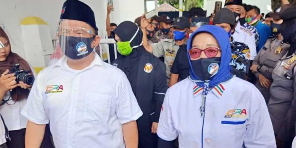 MENANG: Pasangan Erik-Ellya (ERA) saat kampanye Pilkada 2020 lalu. MK akhirnya memutuskan pasangan ini memenangkan Pilkada Labuhanbatu.