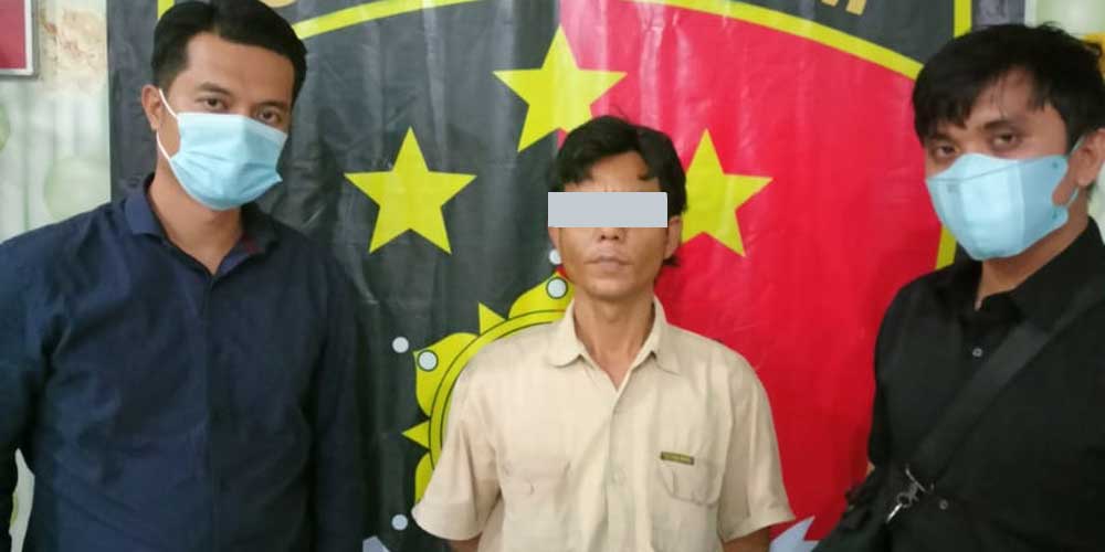 TERSANGKA:  AS, (44) warga Percut Seituan, Deliserdang, diamankan polisi karena mencabuli putri kandungnya sendiri.