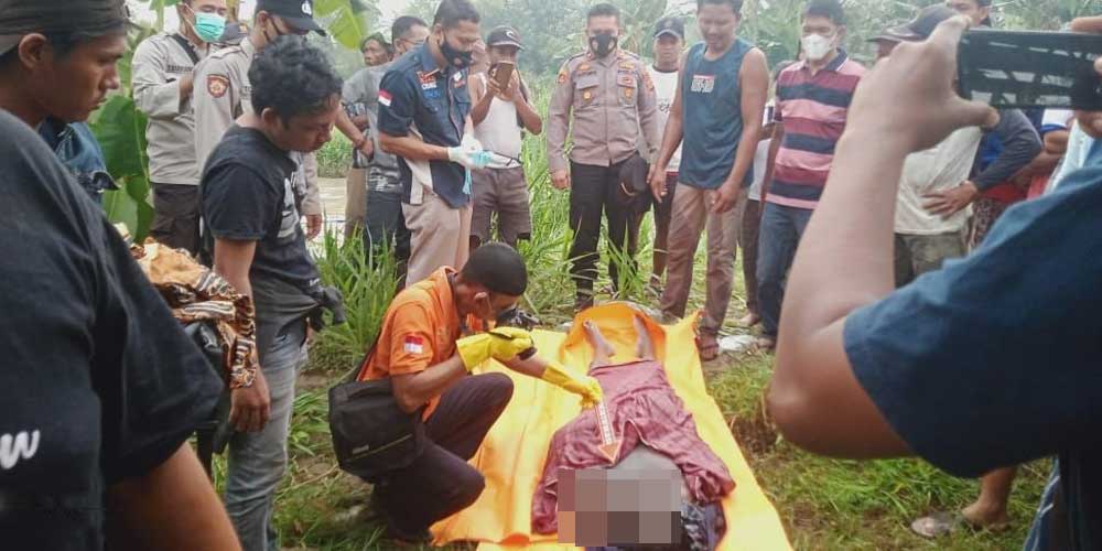 Korban Hanyut: Jasad Pelajar SMKN 1 Lubukpakam ditemukan di Sungai Ular, kamis (21/4).