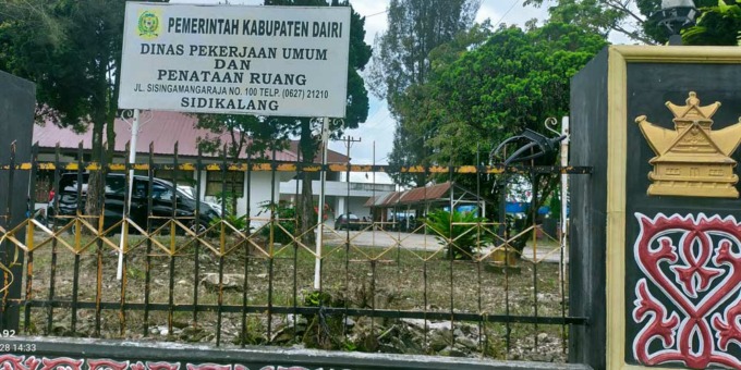PUTR DAIRI: Kantor Dinas PUTR Dairi di Jalan Sisingamangaraja Sidikalang Kabupaten Dairi. RUDY SITANGGANG/SUMUT POS.