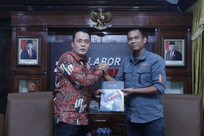 Wakil Wali Kota Medan, H. Aulia Rachman SE bersama Ketua PFI Medan,  Rahmad Suryadi,  Kamis (31/3).Ist/Sumut Pos.