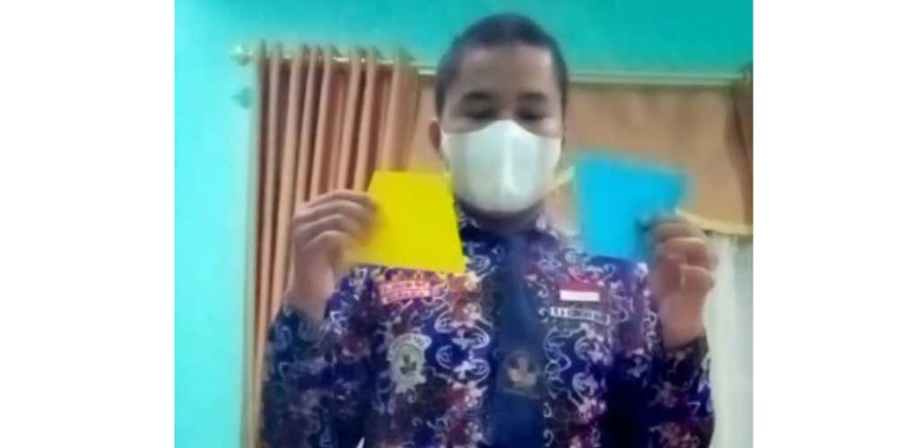 Siswa UPTD SMPN 5 Kisaran mempraktikkan metode belajar mudah dengan metode praktik langsung BISA dalam memecahkan   konsep kesebangunan dan kekongruenan.