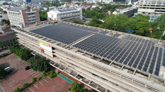 Instalasi  Instalasi PLTS On-Grid Universitas HKBP Nommensen Medan.