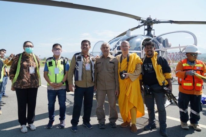 PTAR memfasilitasi proses pelepasliaran dengan menyediakan helikopter dan pilot yang kompeten untuk membawa “Surya Manggala” dan “Citra Kartini” dari Bandara Depati Parbo, Sungai Penuh, Jambi, menuju Zona Inti TNKS di Kabupaten Kerinci, Jambi.