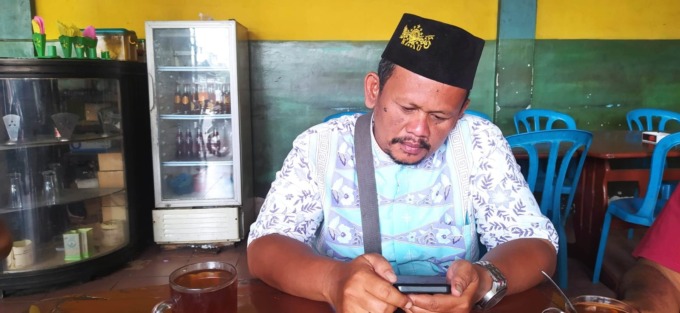KETERANGAN: Korban Penganiayaan, Marulin Hasbi Hasibuan, usai menyampaikan keterangan.