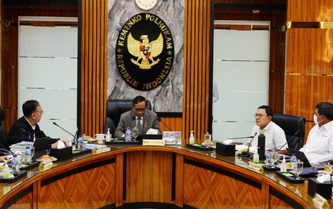 Ketua Umum PSSI Mochamad Iriawan bersama rombongan PSSI memenuhi panggilan Tim Gabungan Independen Pencari Fakta (TGIPF) untuk membahas Tragedi Kanjuruhan, Selasa (11/10/2022) siang. TGIPF memanggil PSSI, PT LIB dan Pihak Indosiar terkait tragedi Kanjuruh