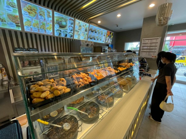 Gerai ke-9 HokBen di Kota Binjai. Sajikan makan khas Jepang.(ist/Sumut Pos)