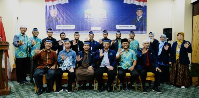 JSIT SUMUT: Pengurus JSIT Wilayah Sumut bersama dewan pembina, ketua umum dan wakil ketua umum Bidang Pembinaan Wilayah JSIT Indonesia.ISTIMEWA.