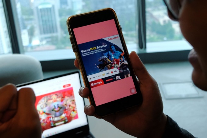 Telkomsel meluncurkan Paket GamesMAX Booster dengan kuota khusus aplikasi mobile games hingga 36 GB seharga mulai dari Rp5.000 yang dapat menurunkan latensi jaringan. Paket ini dapat diakses pelanggan dari Aplikasi MyTelkomsel, situs duniagames.co.id, ata