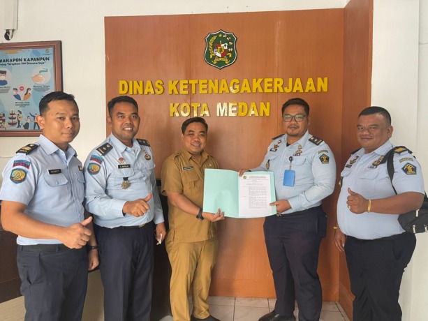 Lapas Kelas I Medan menerima tanda daftar dari LPK Disnaker Kota Medan, Senin (20/2) kemarin. (Ist/Sumut Pos)