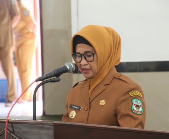 DIBERHENTIKAN:  Wali Kota Pematangsiantar Susanti Dewayani diberhentikan DPRD melalui sidang paripurna yang digelar, Senin (20/3). Kini, nasib Susanti menunggu putusan Mahkamah Agung.