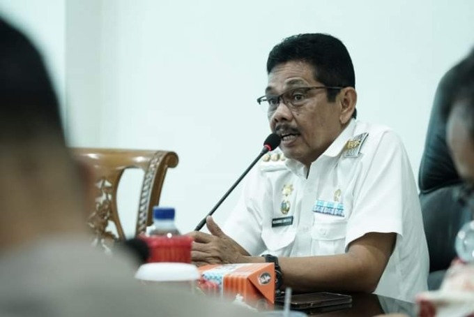 ARAHAN: Pj Wali Kota Tebingtinggi Muhammad Dimiyathi ketika memberikan arahan kepada OPD terkait menghadapi fenomena elnino sampai di Tebingtinggi.