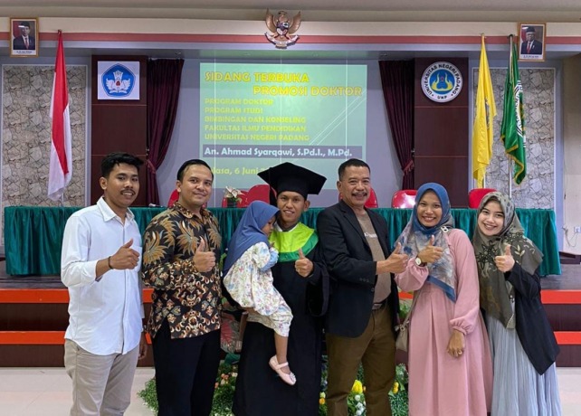 Harapan untuk menyelesaikan jenjang pendidikan tertinggi adalah cita-cita setiap civitas akademika. Begitu juga dengan Dr Ahmad Syarqawi SPdI MPd, dosen junior pada program studi Bimbingan Konseling Pendidikan Islam Universitas Islam Negeri Sumatera Utara