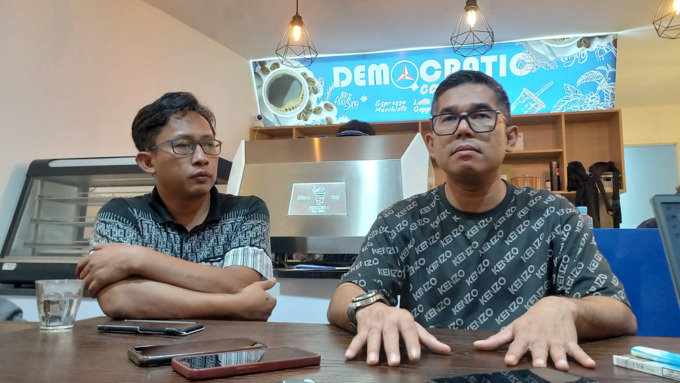 TEMU PERS: Ketua DPD Partai Demokrat Sumut M Lokot Nasution saat jumpa pers di Kantor.BAGUS SYAHPUTRA/SUMUT POS.