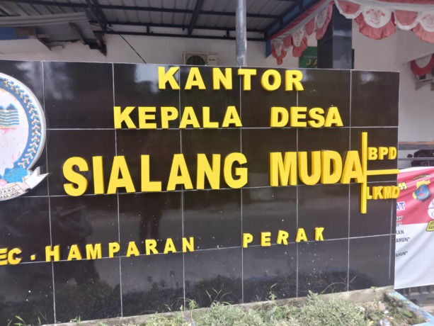 Kantor Kepala Desa Sialang Muda