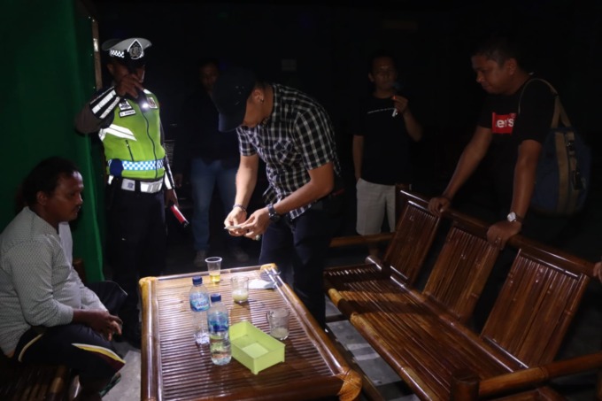Polres Sergai saat melaksanakan kegiatan Patroli Skala Besar dan razia, Sabtu (28/10) malam. Istimewa/Sumut Pos