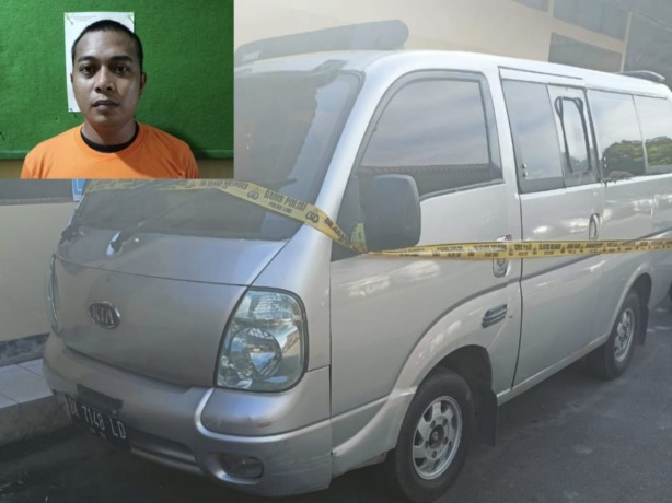Tersangka dan barang bukti mobil yang telah dimodifikasi tangkinya untuk menampung BBM bersubsidi jenis solar yang dibeli secara berulang. (Istimewa/Sumut Pos)