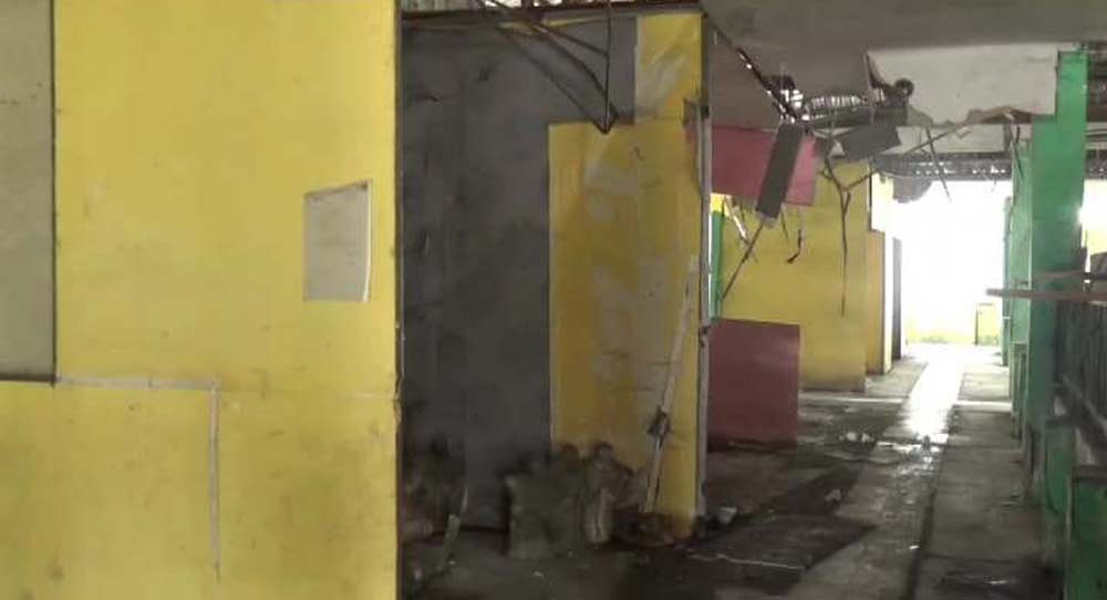 PRIHATIN: Kondisi pasar Kapuas yang berada di Jalan Jawa, Kelurahan Belawan II, Kecamatan Medan Belawan, sangat memprihatinkan, itu terlihat dari amatan Sumut Pos, Senin (11/12/2023).