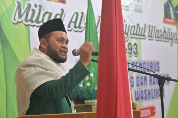 Anggota DPD RI, Ust Dedi Iskandar Batubara.(ist/SUMUT POS)