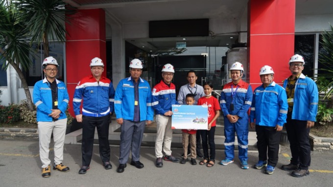 SANTUNAN: Pertamina Sumbagut Salurkan Santunan ke 22 Panti Asuhan di Lima Provinsi.(ist/SUMUT POS)