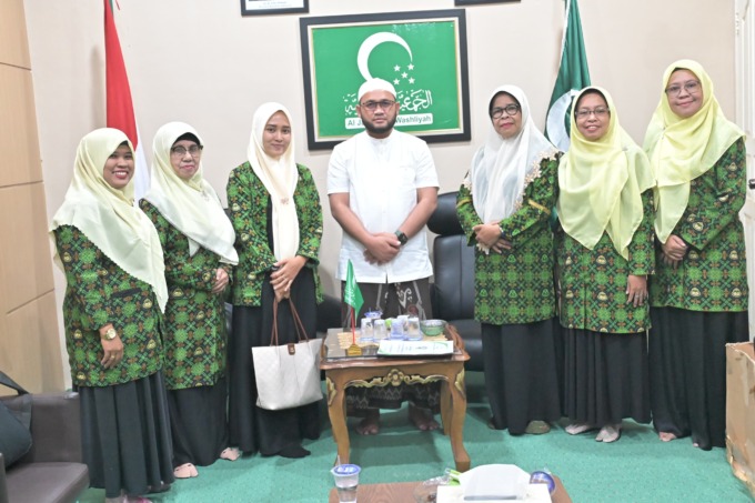 Anggota DPD RI, Ust Dedi Iskandar Batubara.(ist/SUMUT POS)