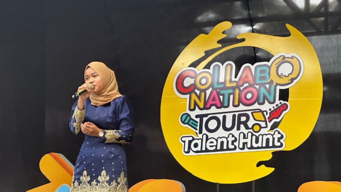 TAMPIL: Sri Bunga Sirait saat tampil di Collabonation Tour Talent Hunt di FIB USU, Medan, Kamis (22/2/2024).