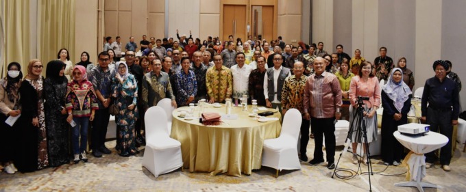 RAKERWIL: Nara sumber dan peserta rapat kerja wilayah LLDikti Sumut bersama PTS Sumut di Batam yang diadakan 21-23 Februari.ISTIMEWA.