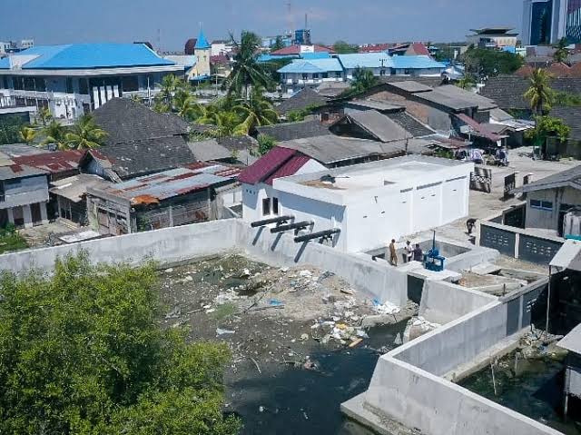 PEMBNGUNAN: Proyek Pembangunan Prasarana Pengendalian Banjir Rob Belawan yang merupakan proyek dari Kementerian Pekerjaan Umum dan Perumahan Rakyat (PUPR) dan diinisiasi oleh Pemko Medan.