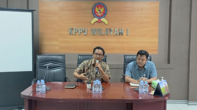 Kepala Kantor Wilayah I KPPU Ridho Pamungkas.(BAGUS SYAHPUTRA/SUMUT POS)
