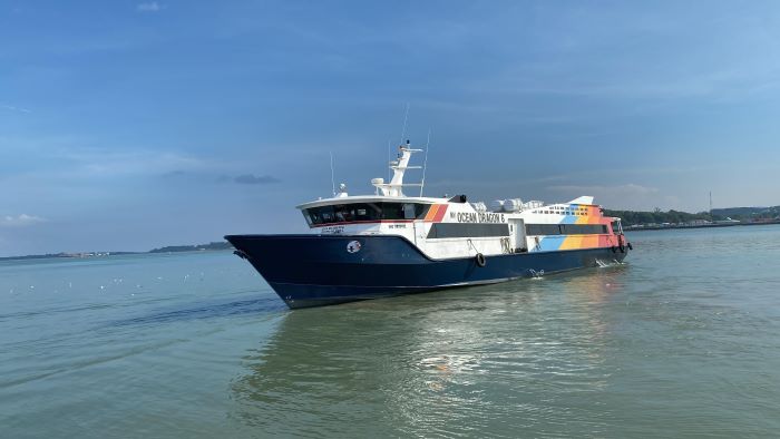 Salah satu kapal yang melayani rute Bagtam-Tanjungpinang