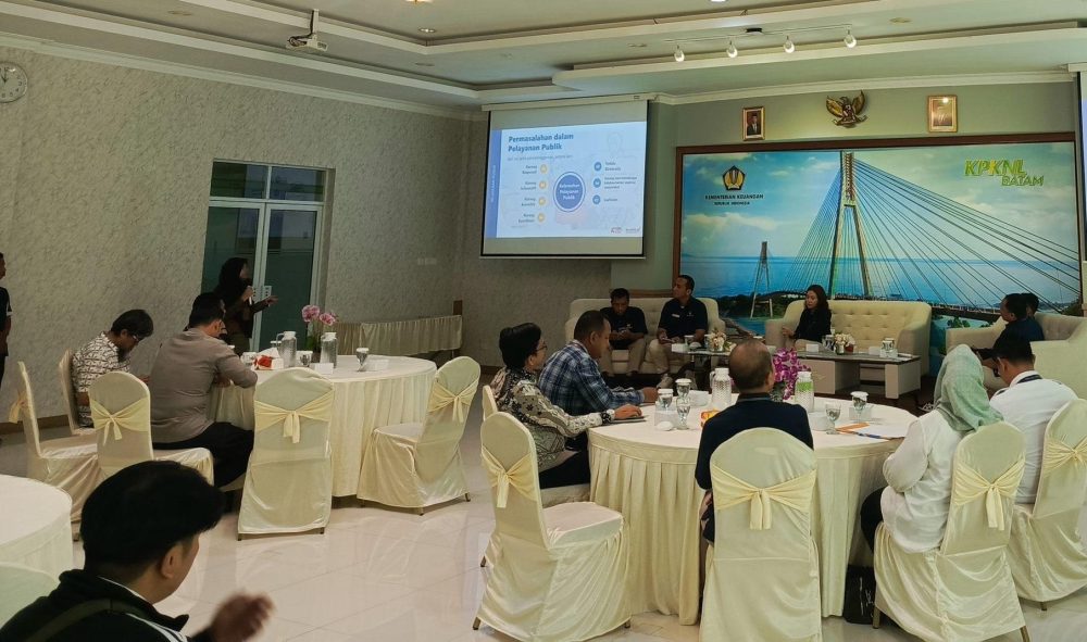Suasana dialog interaktif di Forum Konsultasi Publik yang ditaja oleh KPKNL Batam.