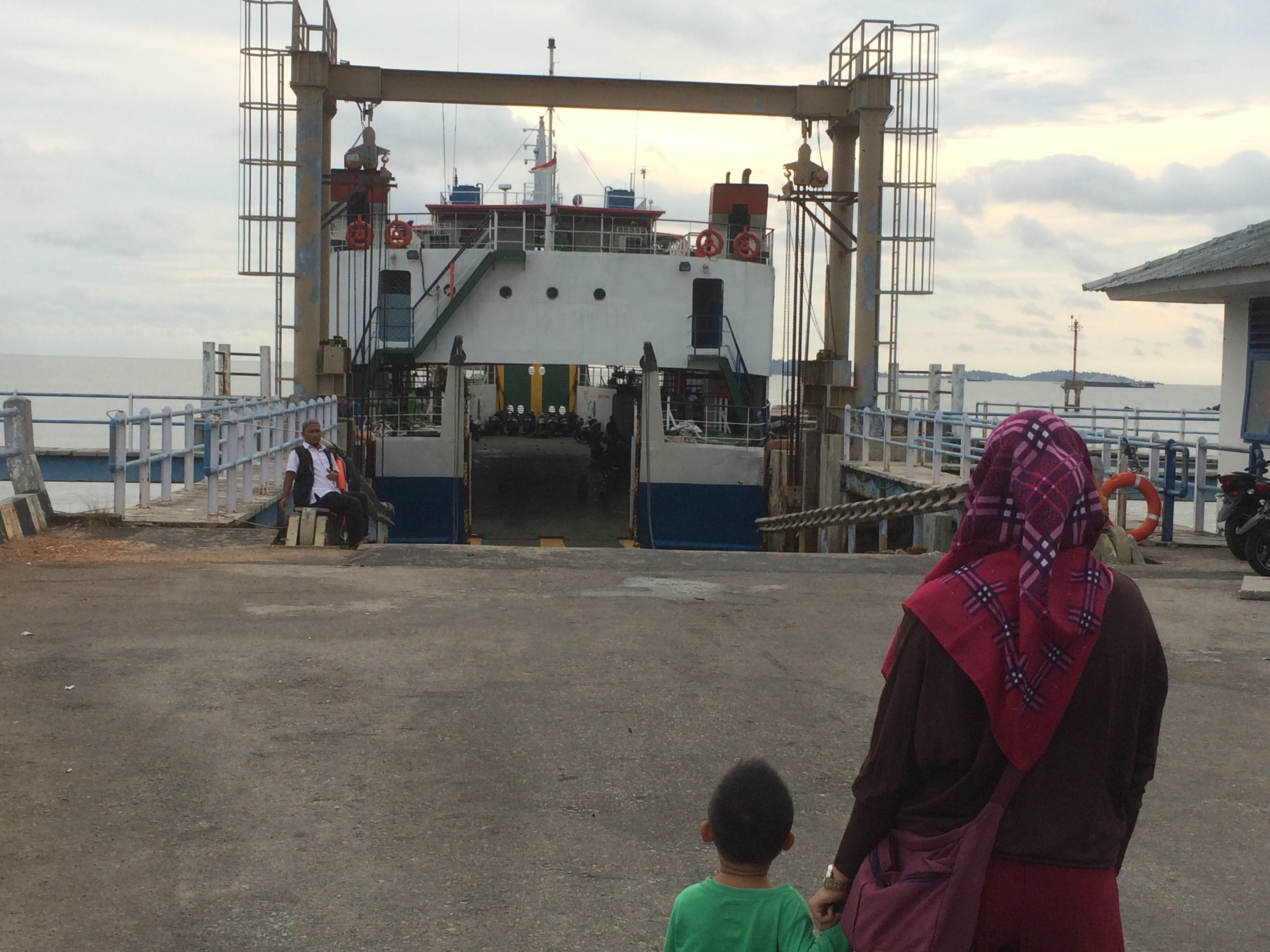 Kapal roro dari dan ke Karimun akan berhenti operasi sampai Desember 2024 karena ada pekerjaan di pelabuhan