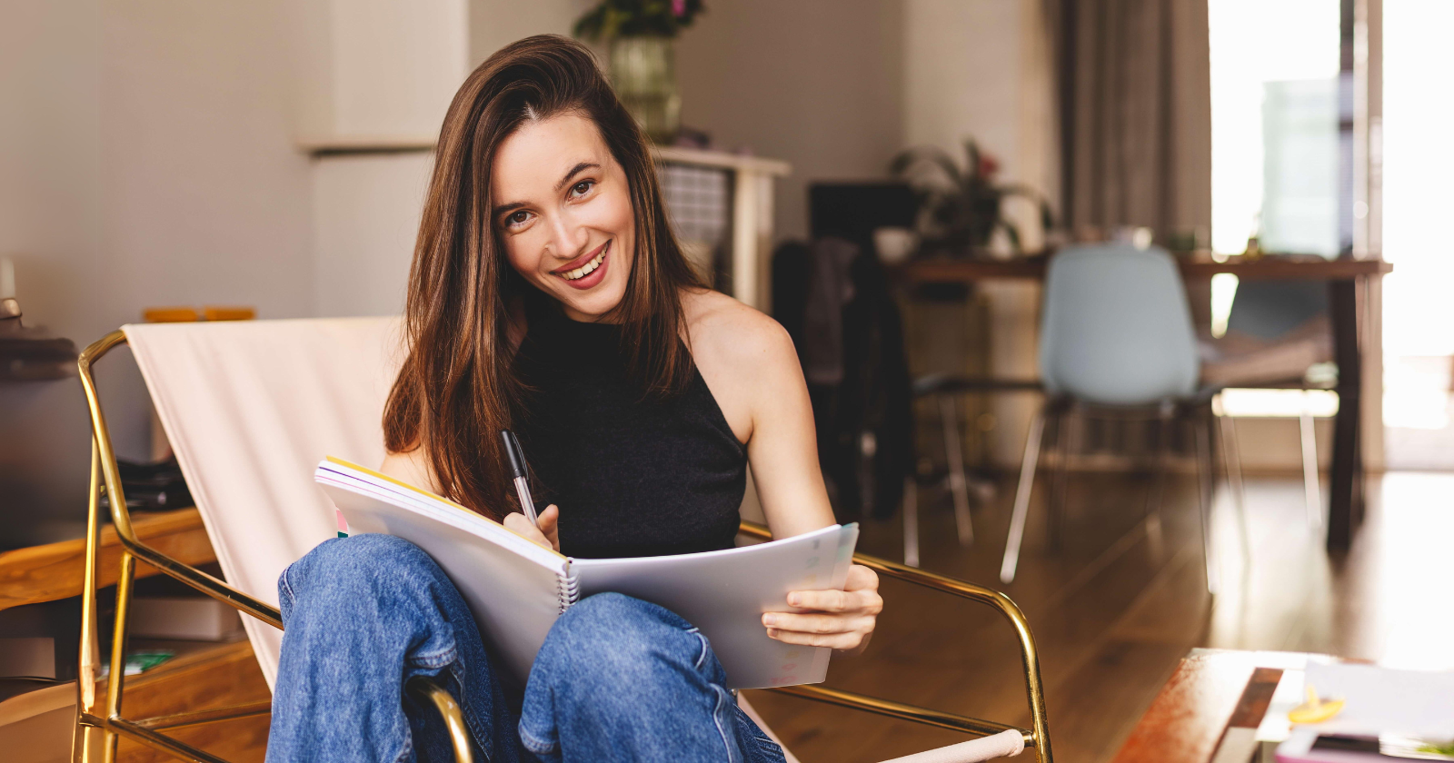 ILUSTRASI high value woman. F Global English Editing.