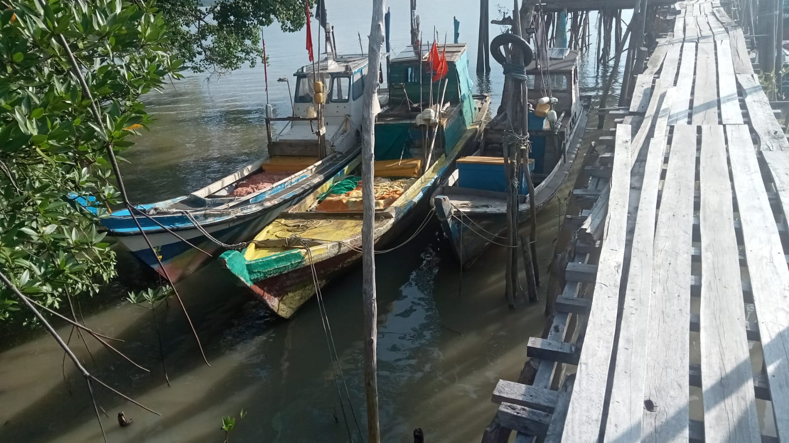 Kapal-kapal nelayan tradisional yang biasa melaut disekitar perairan Karimun