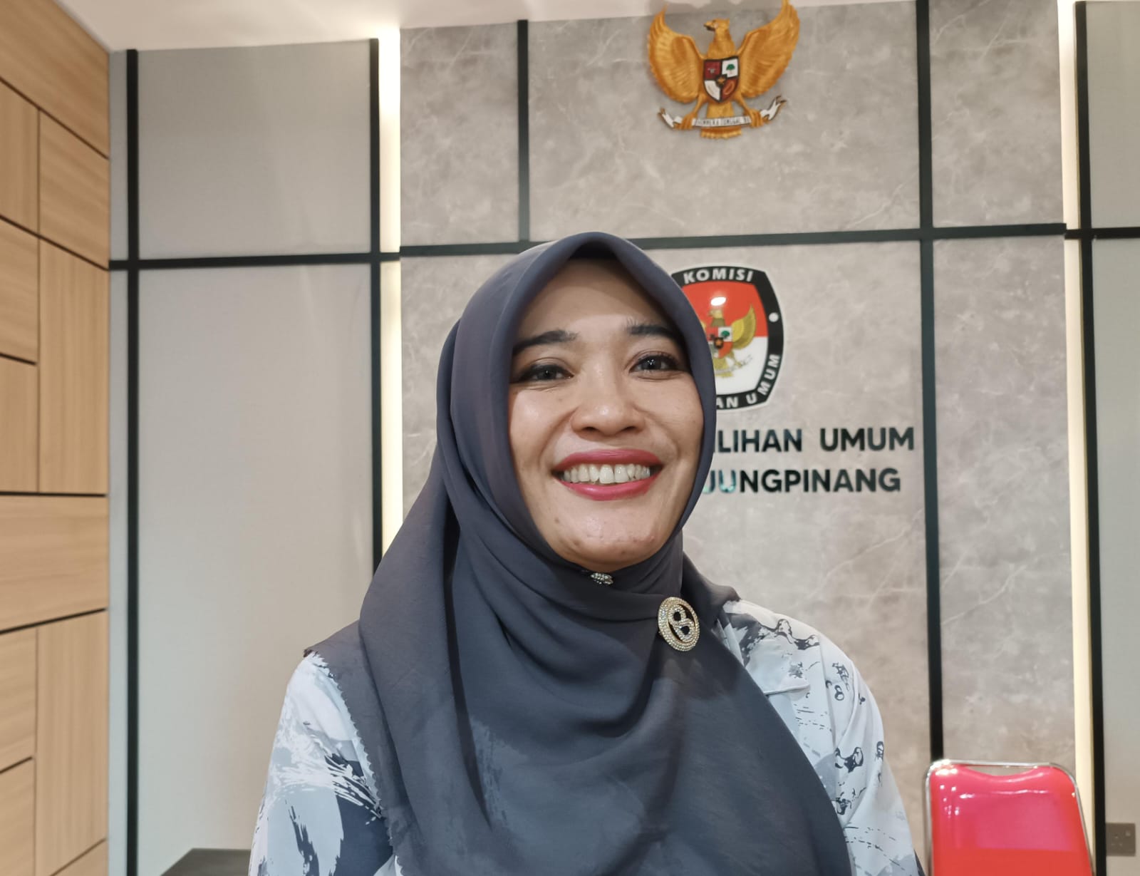 Komisioner KPU Tanjungpinang, Novira Damayanti.