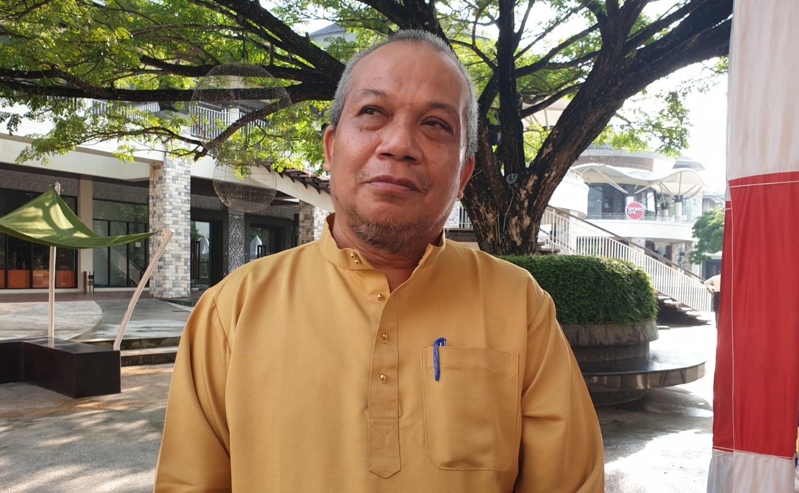Kadisnaker Bintan, Ii Santo.