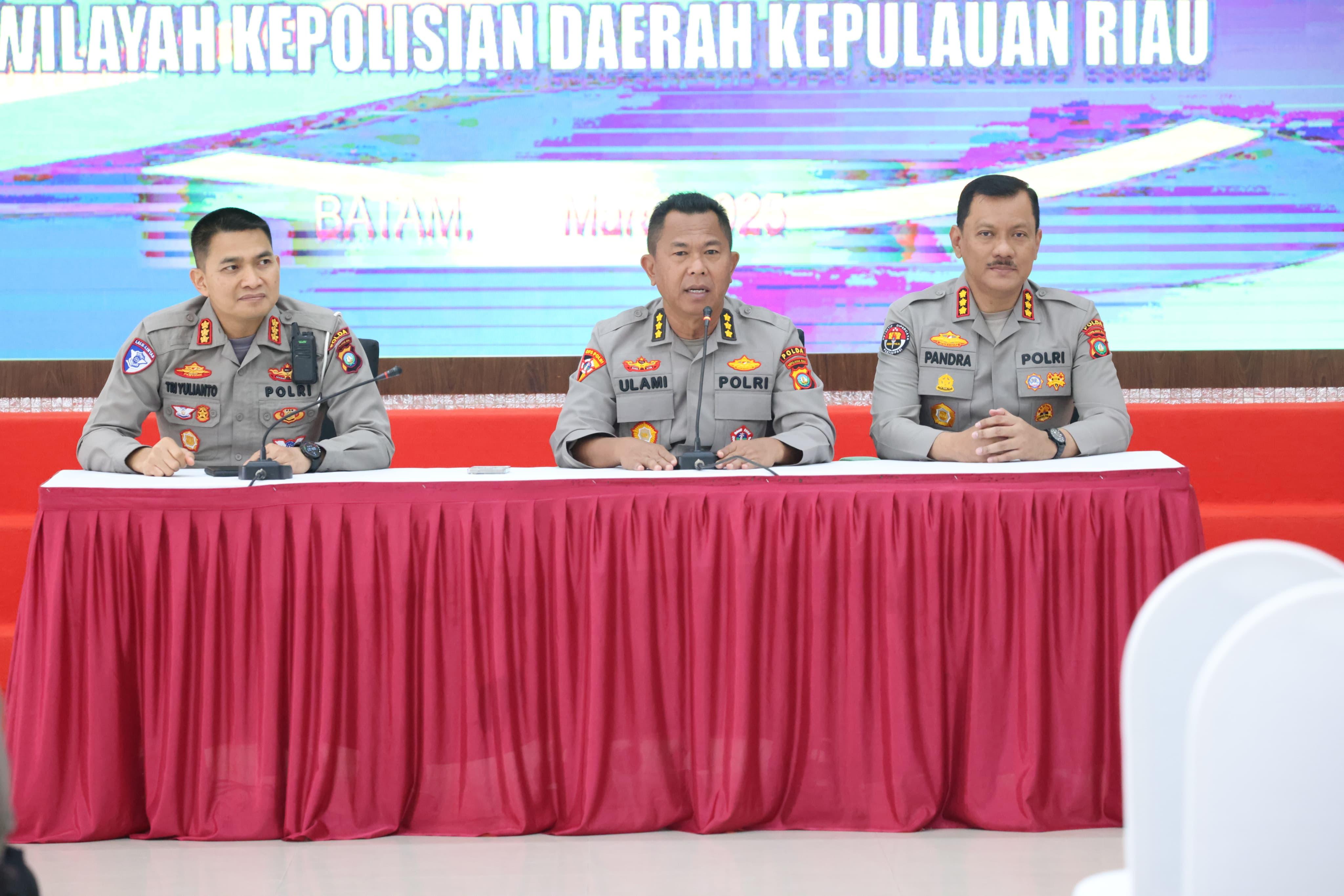 Polda Kepri menggelar Latihan Pra Operasi (Latpraops) Ketupat Seligi 2025.