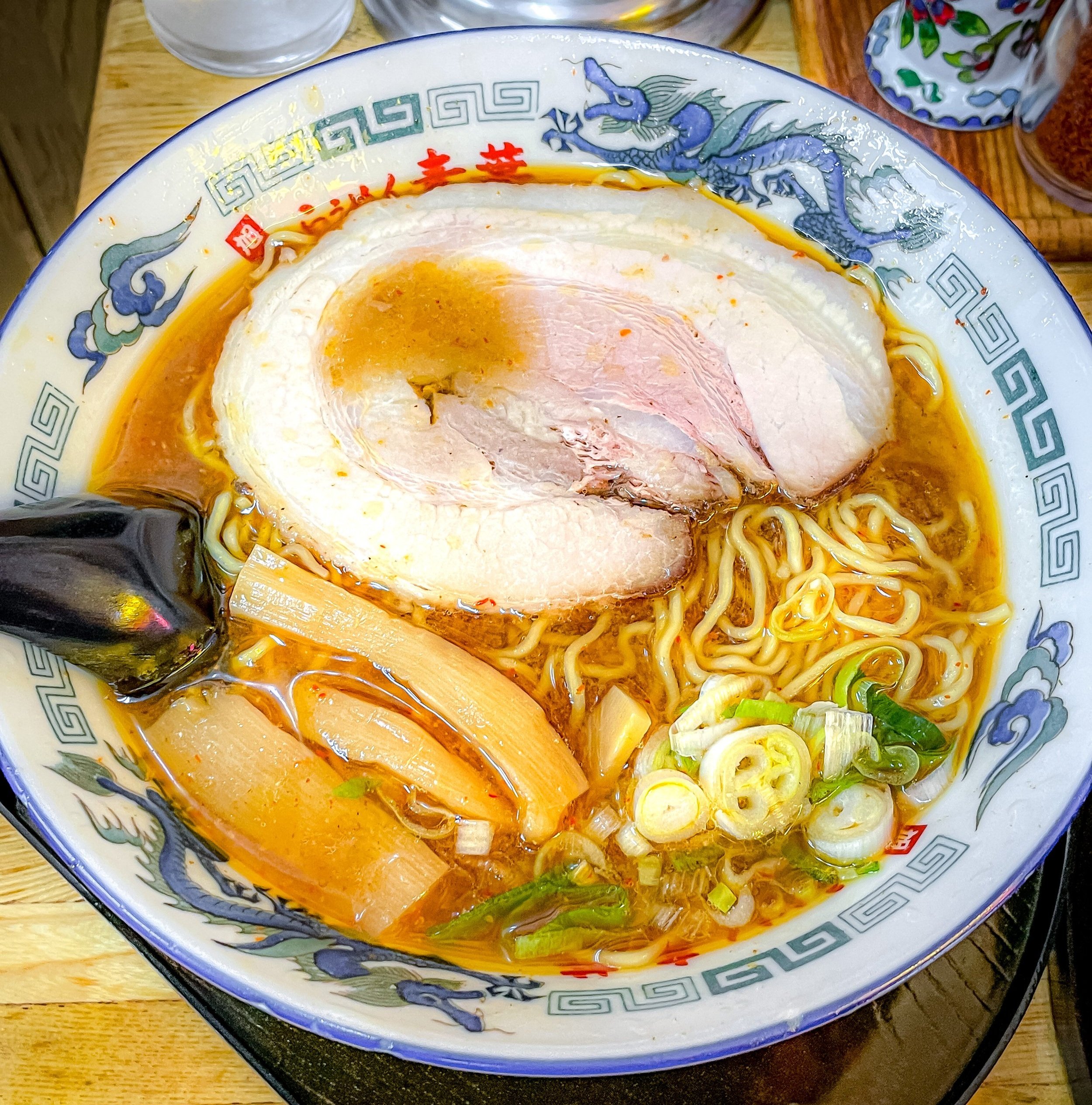 ILUSTRASI. Semangkok ramen khas Jepang.